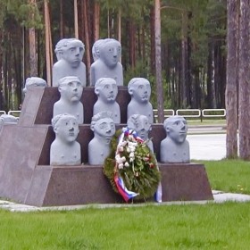 Памятник ликвидаторам чернобыльцам